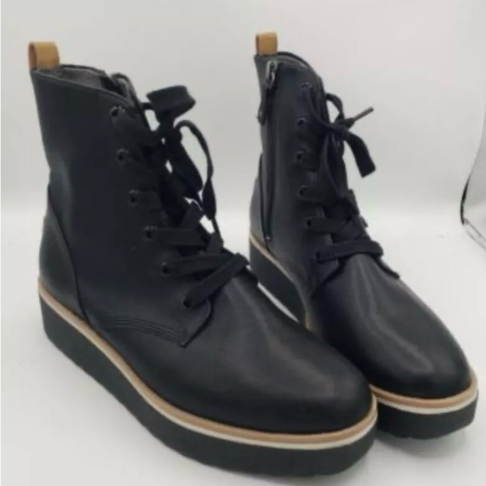 Dr. Scholl’s Women Local Combat Bootie. Black. Size 8.5 1.5” Platform heel